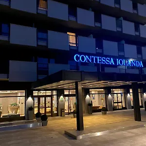 Una & Contessa Jolanda Lägenhetshotell