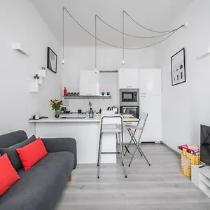 The Minimal Chic - Isola District Appartement