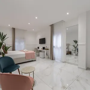 Leia Hospitality Πανσιόν
